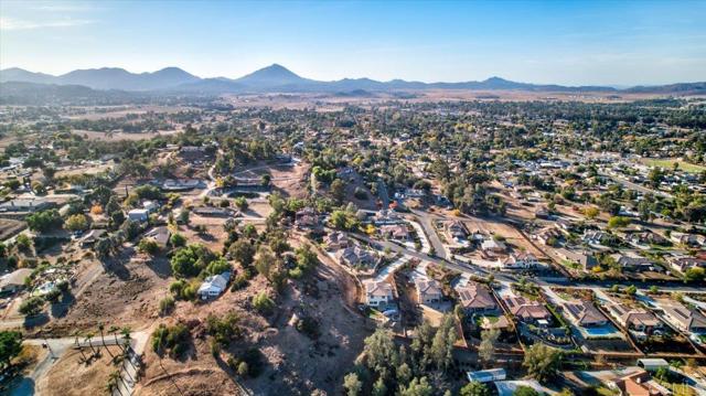 Detail Gallery Image 71 of 72 For 1186 Glae Jean Ct, Ramona,  CA 92065 - 5 Beds | 3/1 Baths