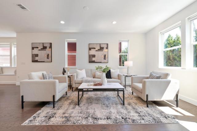 712 Bramble Terrace, Sunnyvale CA: https://media.crmls.org/mediaz/5f16e3e2-8407-4f5a-9963-926c85eb776e.jpg