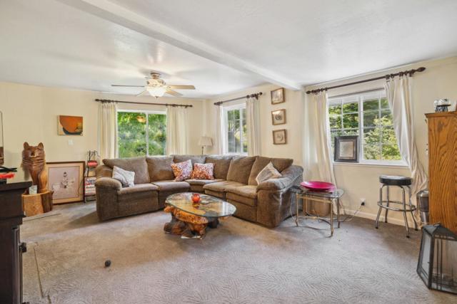 600 Cook Way, Ben Lomond CA: https://media.crmls.org/mediaz/5f17ea76-64e7-4d77-87d3-94c6e5278a98.jpg