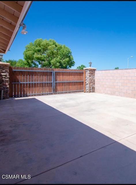 90 Lupe Avenue, Newbury Park CA: https://media.crmls.org/mediaz/5f1808ff-0d2c-480a-97eb-aa4d83a39d96.jpg
