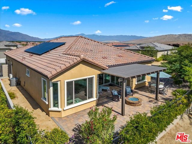 33 Moscato, Rancho Mirage CA: https://media.crmls.org/mediaz/5f18ba5f-302a-44cf-a978-86e5adc3040f.jpg
