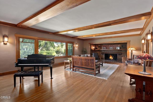 1327 S Oak Knoll Avenue, Pasadena CA: https://media.crmls.org/mediaz/5f1917c6-c837-453a-8254-a037f7833b4a.jpg