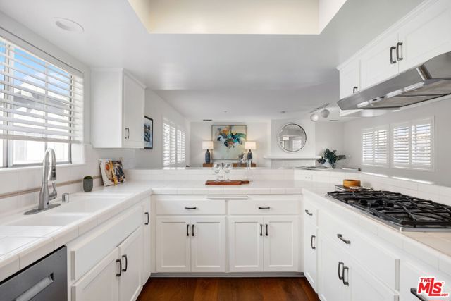 1913 Harriman Lane, Redondo Beach, California 90278, 4 Bedrooms Bedrooms, ,2 BathroomsBathrooms,Residential,Sold,Harriman,25609867 1913 Harriman Lane, Redondo Beach, California 90278, 4 Bedrooms Bedrooms, ,2 BathroomsBathrooms,Residential,Sold,Harriman,25609867