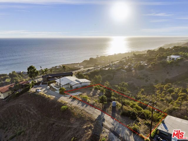 Drew Fenton | 4615 Via Vienta Street Malibu CA | MLS: 7285658