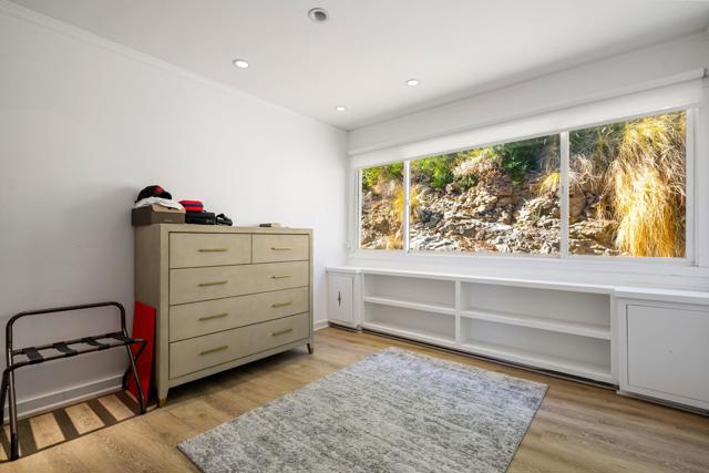 3295 Tiger Tail Lane, Palm Springs CA: https://media.crmls.org/mediaz/5f1b84b8-b846-4e24-9feb-a0ab7c642d9d.jpg