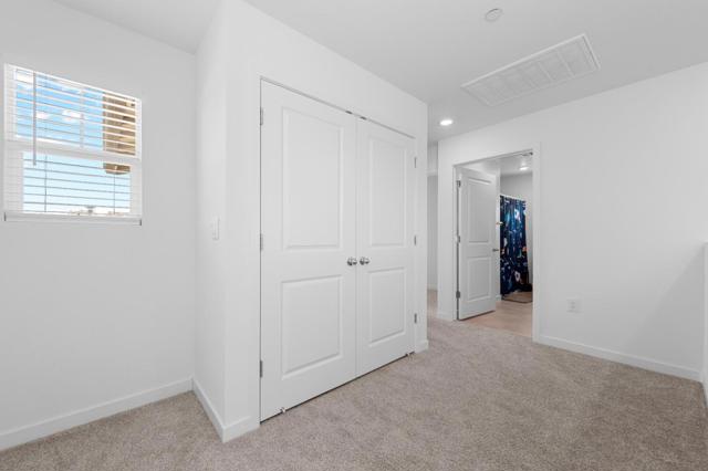 7741 Forestdale Way, Elk Grove CA: https://media.crmls.org/mediaz/5f1e0011-fe8b-40bb-9738-f871ecf40613.jpg