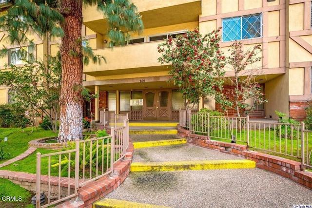 600 W stocker Street, Glendale CA: https://media.crmls.org/mediaz/5f1eb6ab-6467-404e-9e41-c1eb1c804f17.jpg