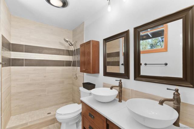 3165 Torreon Dr, Alpine CA: https://media.crmls.org/mediaz/5f1eff8b-fbdb-4f81-aa89-d2ce8139298f.jpg