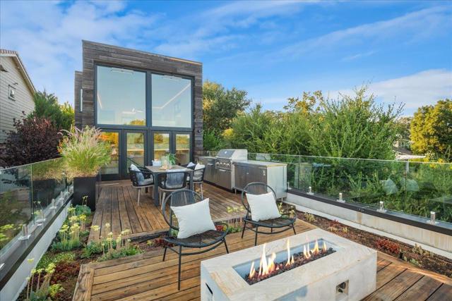 1627 Shirley Avenue, Los Altos CA: https://media.crmls.org/mediaz/5f1f5e7a-e52e-40c8-9e71-889e6898d335.jpg