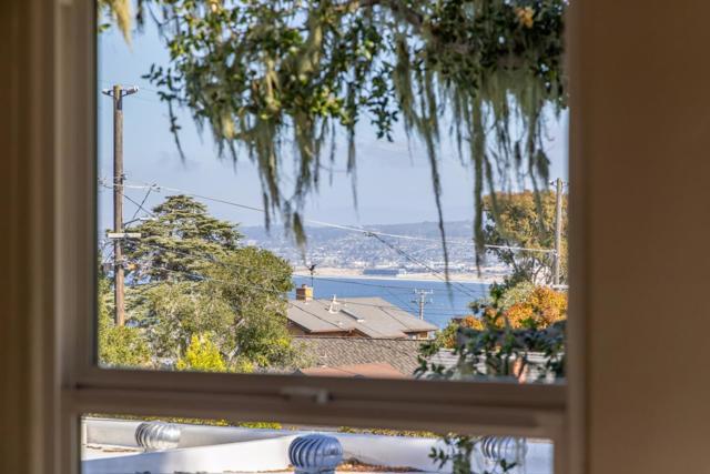 981 Harrison Street, Monterey CA: https://media.crmls.org/mediaz/5f1f6fab-a90a-4431-867f-6cd5cdcd6b8a.jpg