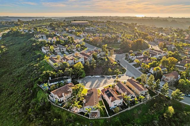 Image 5 of 75 For 3712 Ridge Court