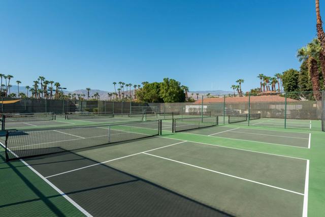 Image 34 of 39 For 279 San Remo Street