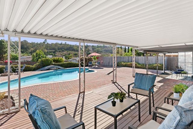 6815 Monte Verde, San Diego CA: https://media.crmls.org/mediaz/5f21a920-1659-4c0d-9821-e8cf242ad3b9.jpg