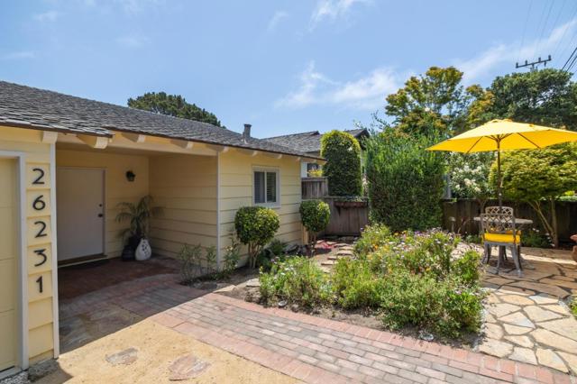 26231 Isabella Avenue, Carmel CA: https://media.crmls.org/mediaz/5f2277e0-43b1-43be-be13-93ccf89c36f2.jpg