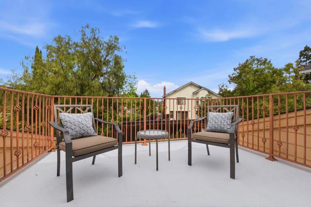 1129 Foxhurst Way, San Jose CA: https://media.crmls.org/mediaz/5f229ed0-a321-48ad-8c26-c738bbcf576a.jpg