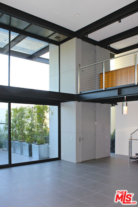 12315 Gorham Avenue, Los Angeles CA: https://media.crmls.org/mediaz/5f23c6ea-d0f4-4421-81f3-0aa57b2bc854.jpg