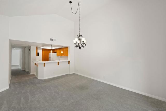 9909 Scripps Westview Way, San Diego CA: https://media.crmls.org/mediaz/5f2445cd-08ba-453e-b060-5e020bf42faa.jpg
