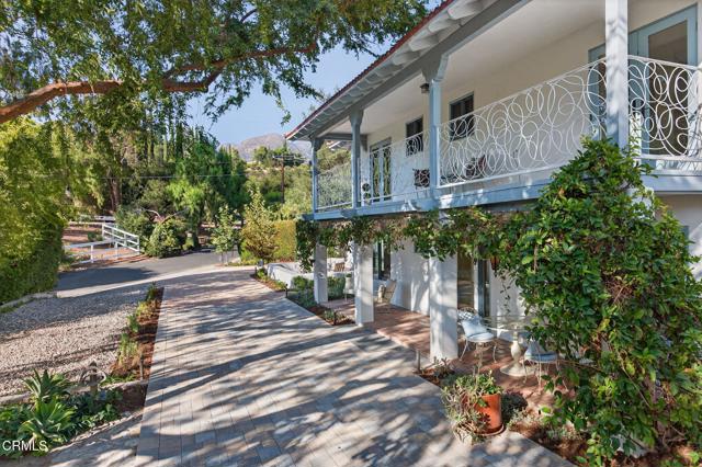 1195 Rancho Court, Ojai CA: https://media.crmls.org/mediaz/5f24b583-47c2-46c1-8a42-3a1b88b2eba3.jpg