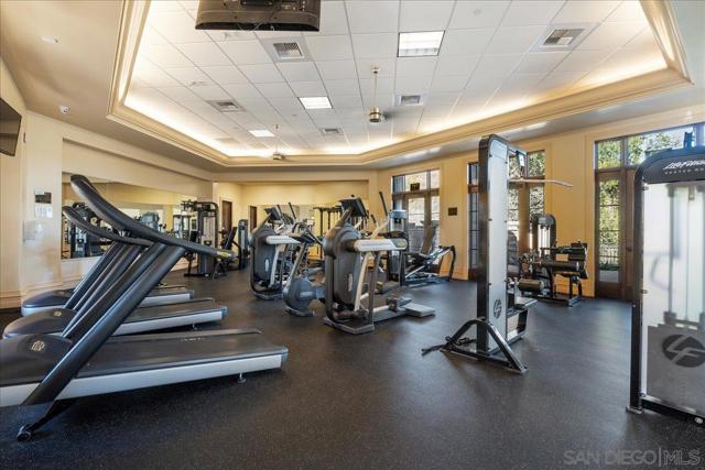 8018 La Milla, Rancho Santa Fe CA: https://media.crmls.org/mediaz/5f24c194-a992-4bd5-b3b3-6de56e5d610c.jpg