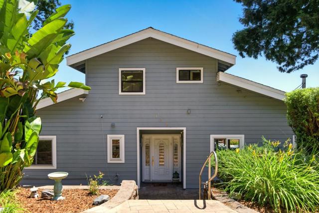 132 Pax Place Court, Aptos CA: https://media.crmls.org/mediaz/5f25b5db-b237-48a3-8005-e82015d61d21.jpg