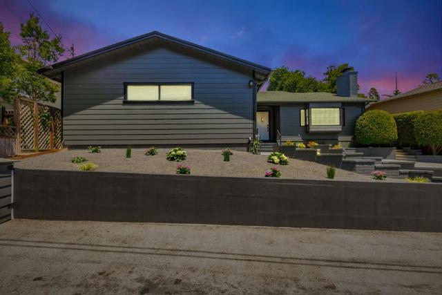 1641 Molitor Road, Belmont CA: https://media.crmls.org/mediaz/5f26463a-a69a-482a-8bb1-e7afd5bd9455.jpg