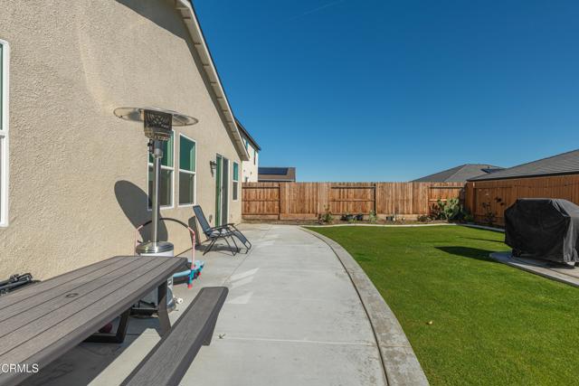 Detail Gallery Image 28 of 31 For 7808 Martian River St, Bakersfield,  CA 93311 - 4 Beds | 2 Baths