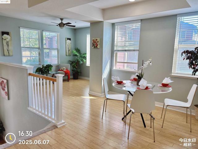 6136 Old Quarry Loop, Oakland CA: https://media.crmls.org/mediaz/5f275680-468f-452c-8245-865e54915372.jpg