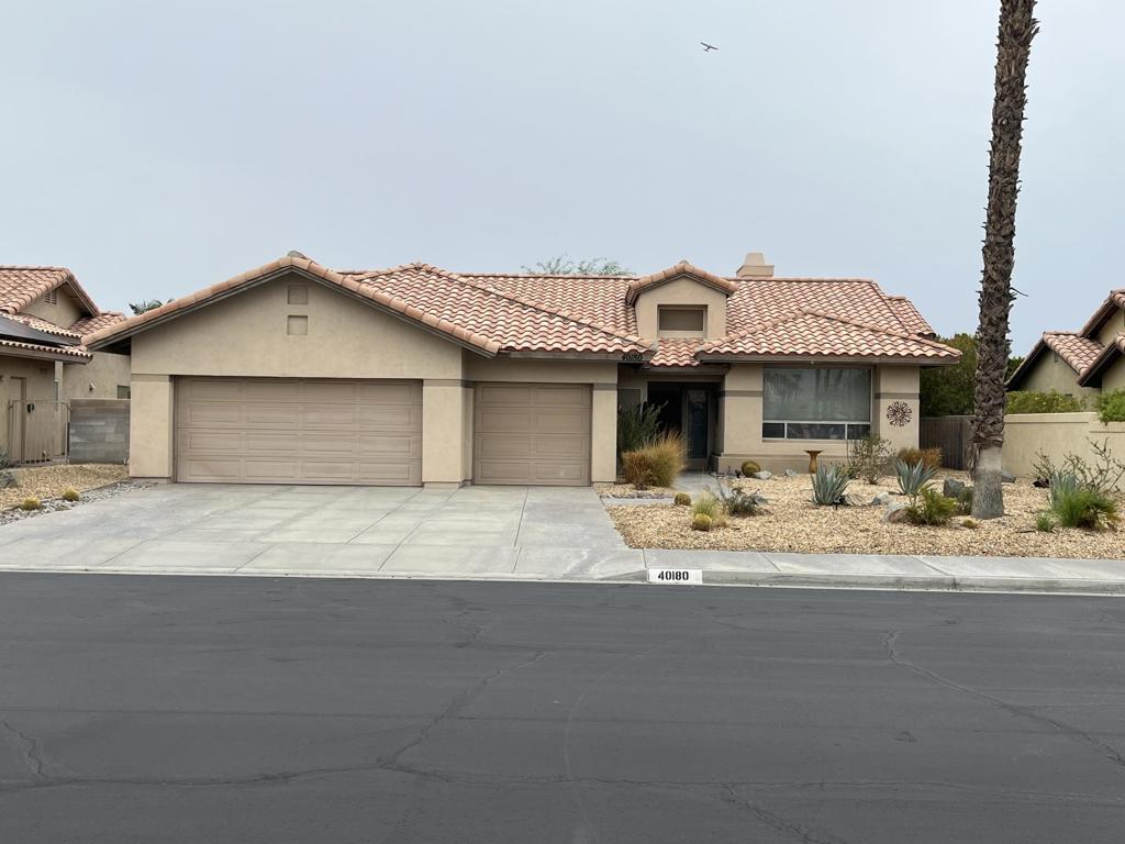 40180 Eastwood Lane