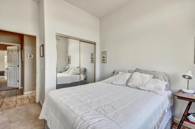 525 Heatherwood Estates Drive, Hollister CA: https://media.crmls.org/mediaz/5f276bc5-7349-4ae3-8e12-d3f0cfc8b88a.jpg