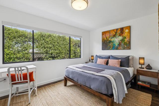 15548 Kavin Lane, Monte Sereno CA: https://media.crmls.org/mediaz/5f2820af-e46a-4534-bc07-1bc901e2ee0f.jpg