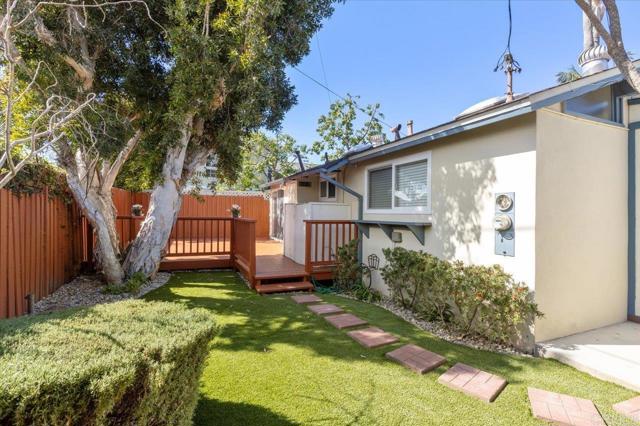 Detail Gallery Image 15 of 17 For 513 Rosemont St, La Jolla,  CA 92037 - 2 Beds | 1 Baths