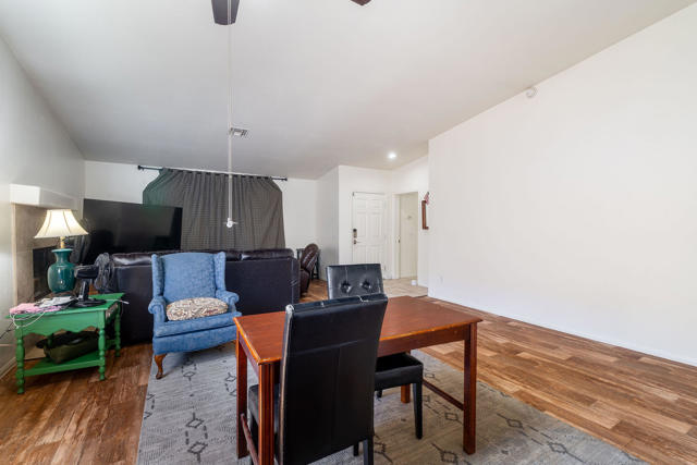 65866 Estrella Avenue, Desert Hot Springs CA: https://media.crmls.org/mediaz/5f2877f6-6da1-4a24-b7b1-60091ce95ec1.jpg