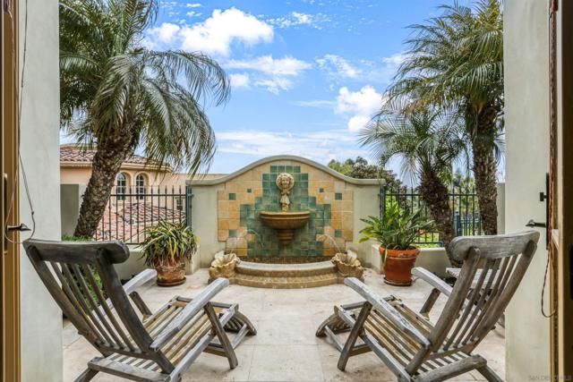 7206 Aviara Drive, Carlsbad CA: https://media.crmls.org/mediaz/5f294474-f25d-40b1-82f0-e6284492cd00.jpg