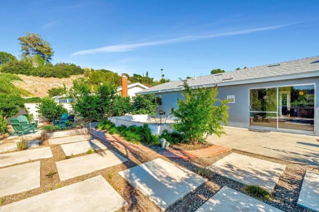 5424 PRINCESS VIEW PL, San Diego CA: https://media.crmls.org/mediaz/5f2947ee-d096-47a3-b8f5-a892d7772693.jpg