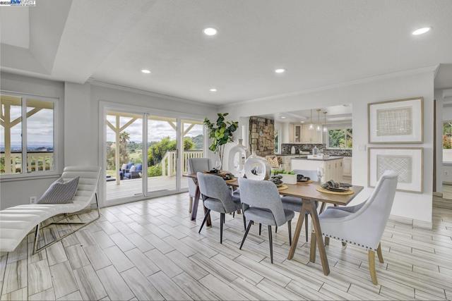 10705 Dublin Canyon Rd, Pleasanton CA: https://media.crmls.org/mediaz/5f29fe95-44d7-4687-8d40-a499d6059a7c.jpg