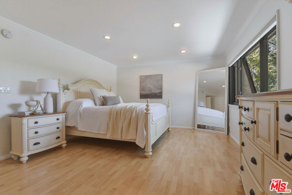 MLS #26863145 image #4