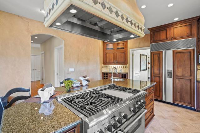 20420 Idylwild Road, Los Gatos CA: https://media.crmls.org/mediaz/5f2d1afc-8751-465d-b257-19b7820ef82d.jpg