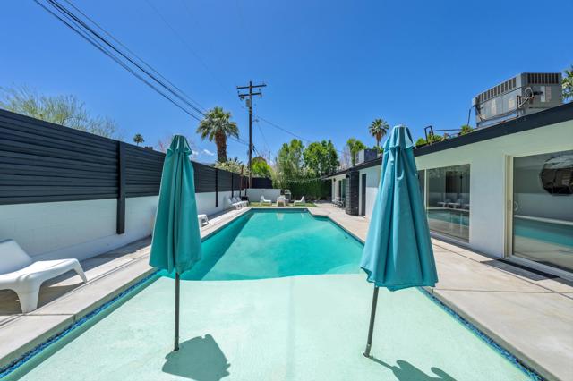 74135 Candlewood Street, Palm Desert CA: https://media.crmls.org/mediaz/5f2d9ebd-3566-40c3-8e24-218cb1a3cb6a.jpg
