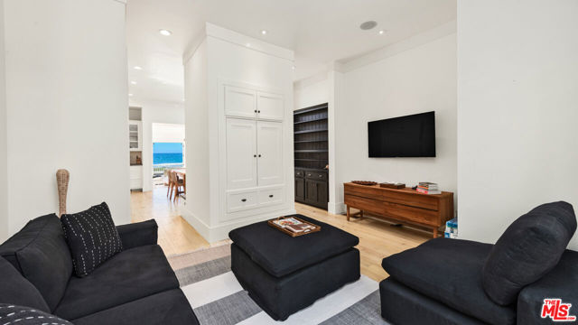 Drew Fenton | 30718 Pacific Coast Highway Malibu CA | MLS: 7678374