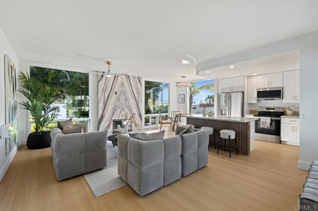 Detail Gallery Image 6 of 61 For 408 Bonair Street, La Jolla,  CA 92037 - 3 Beds | 2 Baths