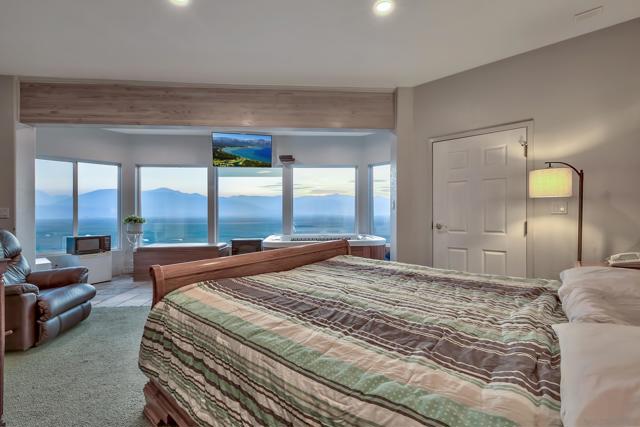 350 Aspen Lane, Bridgeport CA: https://media.crmls.org/mediaz/5f2f0459-3e95-486c-a1a2-7c0215568f1c.jpg