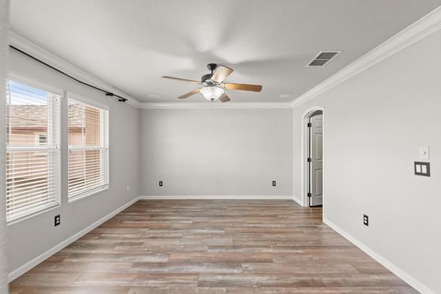 307 Blossom Rock Lane, Folsom CA: https://media.crmls.org/mediaz/5f304266-9a43-45a0-9bd9-2021ea56d97e.jpg
