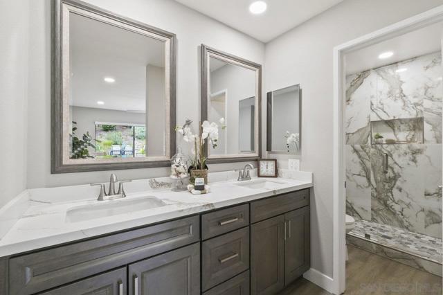 12516 Camino Vuelo, San Diego CA: https://media.crmls.org/mediaz/5f30de5a-1a50-4064-b1bc-c5259859209a.jpg