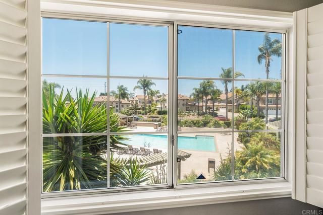 4610 Los Alamos Way, Oceanside CA: https://media.crmls.org/mediaz/5f3109a0-159a-4958-a129-f12461a239ff.jpg