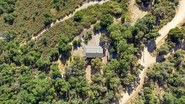 40101 Tassajara Road, Carmel Valley CA: https://media.crmls.org/mediaz/5f3148bb-a197-4c13-a27f-5940f9faf622.jpg