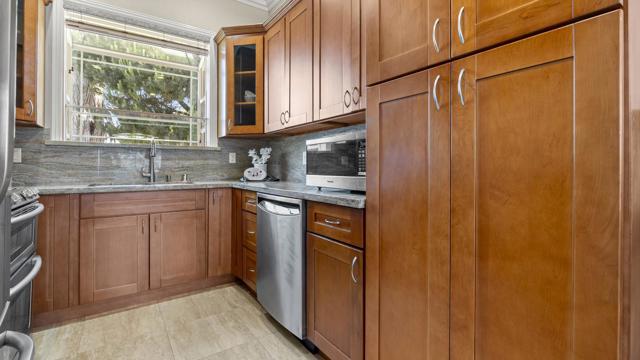 12714 Lantana Avenue, Saratoga CA: https://media.crmls.org/mediaz/5f31c2bf-c5ae-4034-b548-2b4b9a30b2e6.jpg