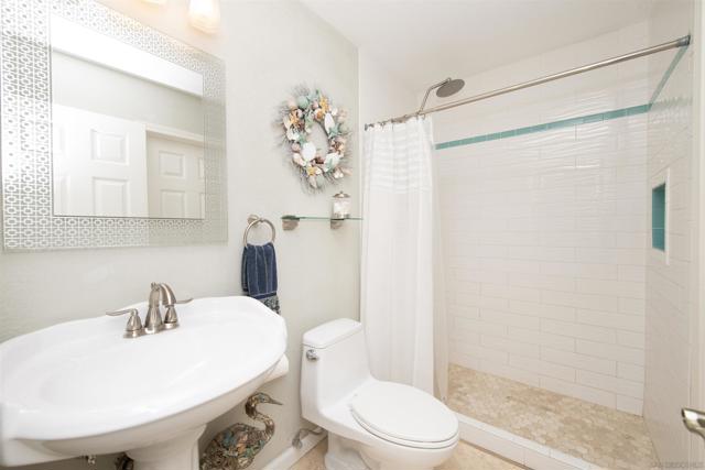 23606 Country Villa Rd, Ramona CA: https://media.crmls.org/mediaz/5f326003-3161-42c5-a9cb-2a24d415bfcf.jpg