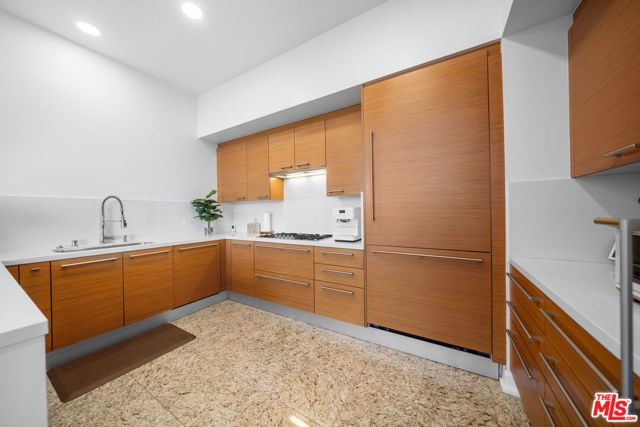 900 West Olympic Boulevard, 28E photo 6