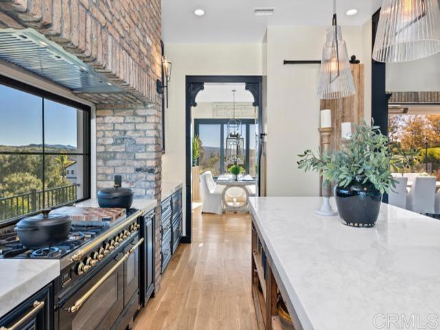 2255 Via Dulcea, Fallbrook CA: https://media.crmls.org/mediaz/5f33682a-9283-48f0-a1fa-bc64001583a7.jpg