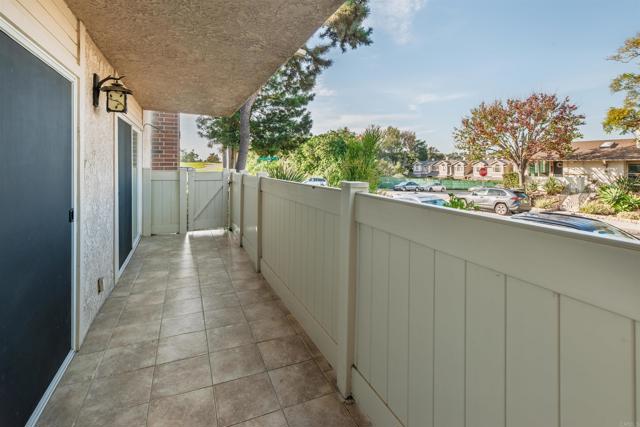 Detail Gallery Image 28 of 42 For 2607 Pirineos Way #116,  Carlsbad,  CA 92009 - 3 Beds | 2 Baths